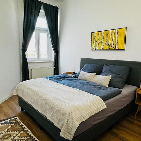 Altstadtnest - Stadtzentrum! Grosses & Stylisches Mit Boxspringbett & Smart-tv * Magdeburg