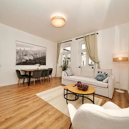 Altstadtnest - Stadtzentrum! Grosses & Stylisches Mit Boxspringbett & Smart-tv 아파트