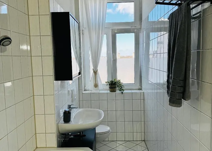 Altstadtnest - Stadtzentrum! Grosses & Stylisches Mit Boxspringbett & Smart-tv *