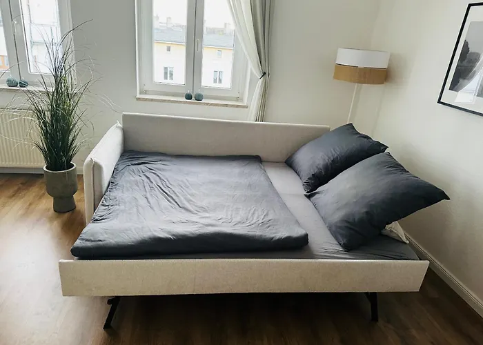 Altstadtnest - Stadtzentrum! Grosses & Stylisches Mit Boxspringbett & Smart-tv * マクデブルク