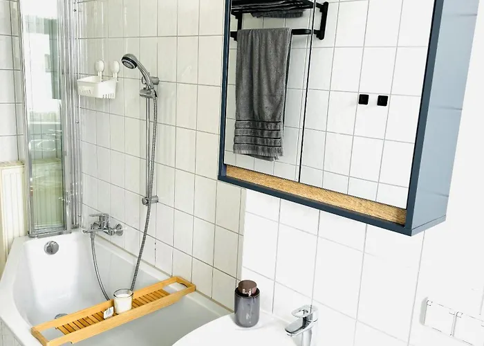 Altstadtnest - Stadtzentrum! Grosses & Stylisches Mit Boxspringbett & Smart-tv * マクデブルク