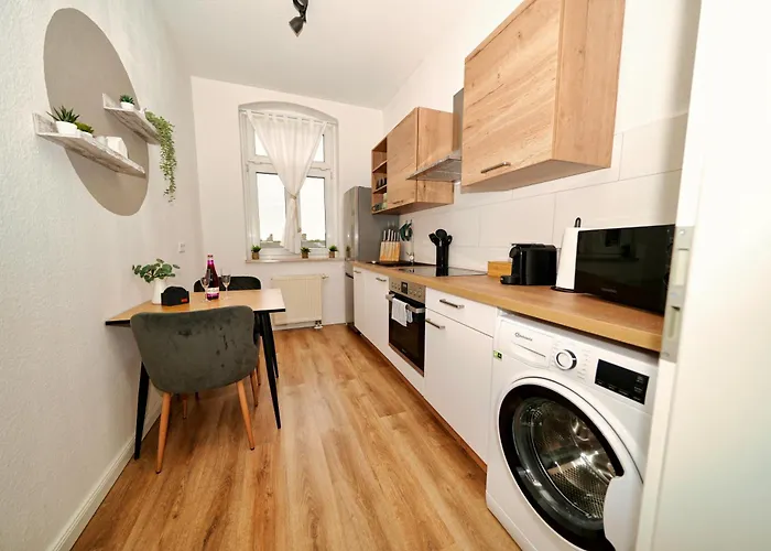 Altstadtnest - Stadtzentrum! Grosses & Stylisches Mit Boxspringbett & Smart-tv *